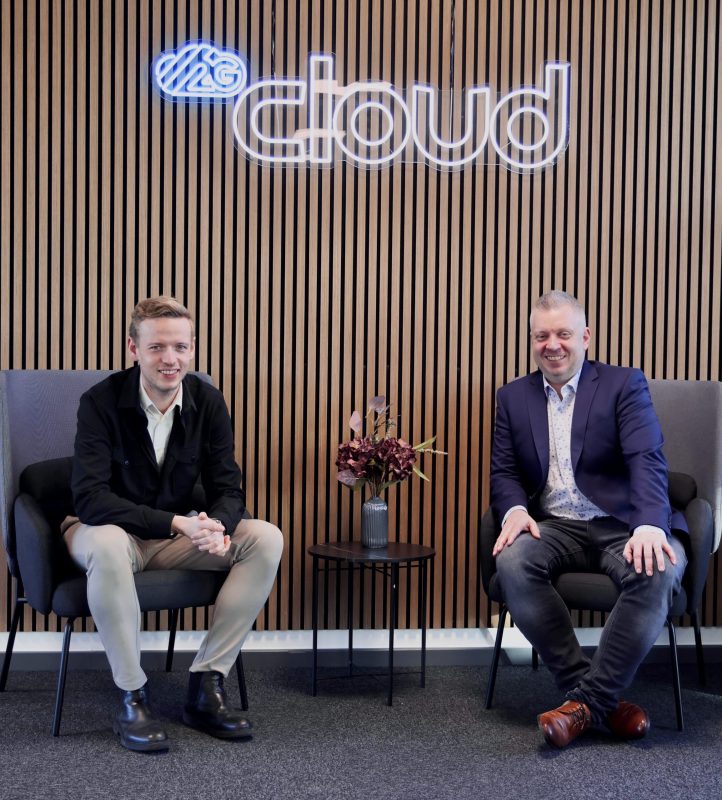 Mathias og Rasmus Cloud siddende feb25